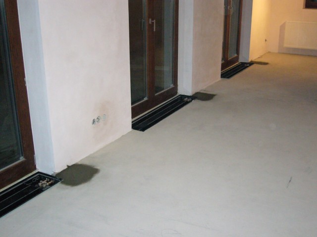 img00020.jpg