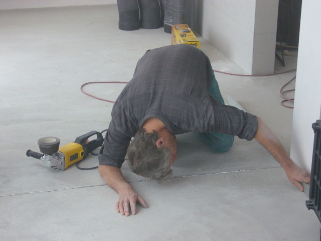 img00017.jpg