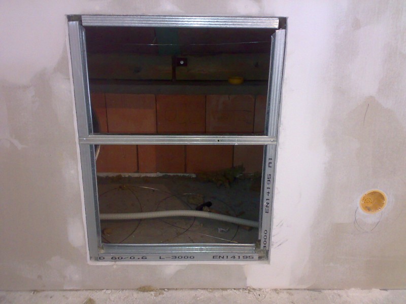 img00002.jpg