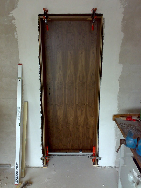 img00003.jpg