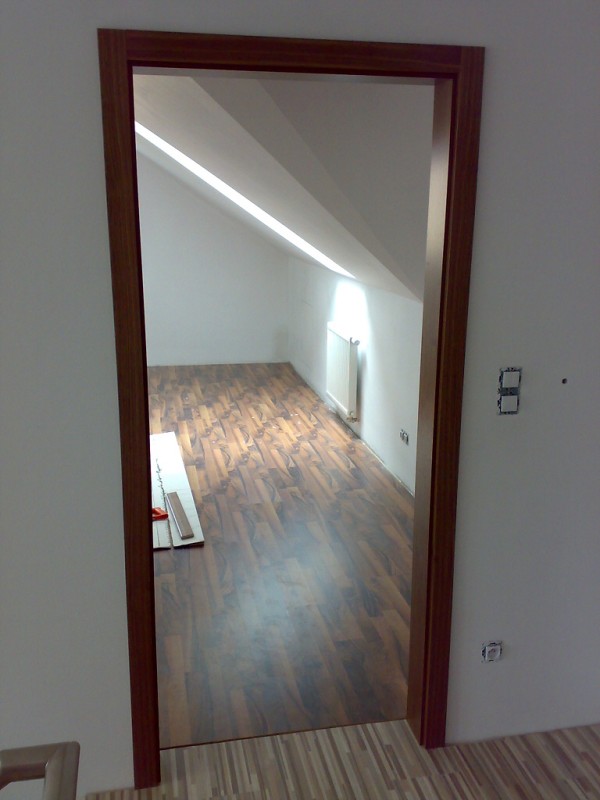 img00011.jpg