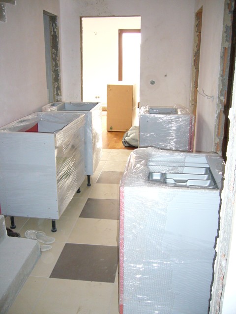 img00004.jpg