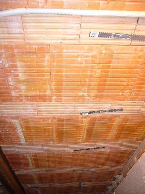 img00004.jpg