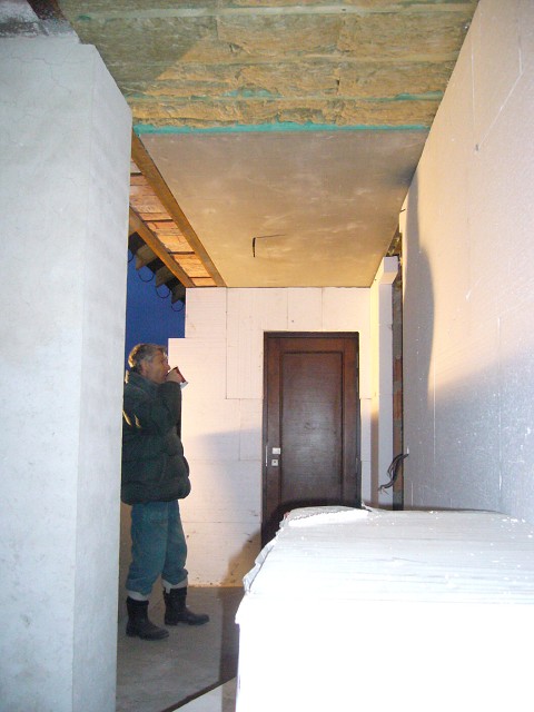 img00020.jpg