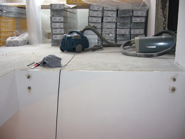 img00002.jpg