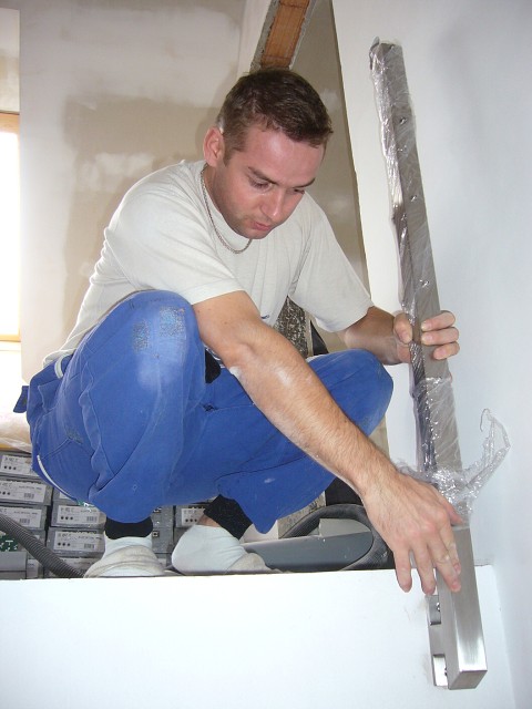 img00004.jpg