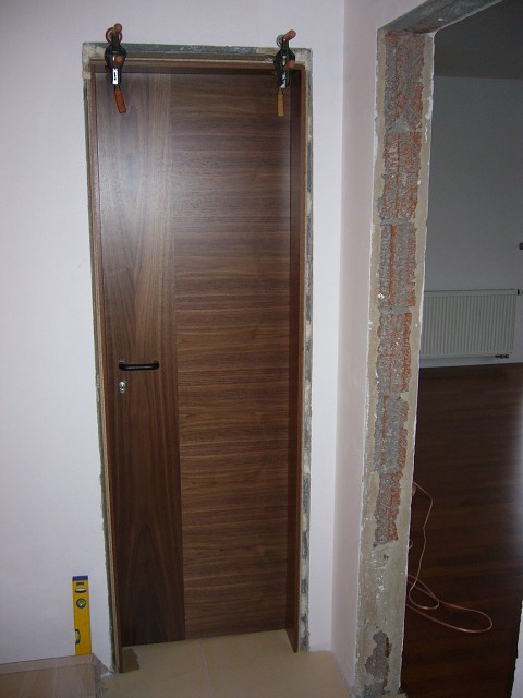 img00008.jpg