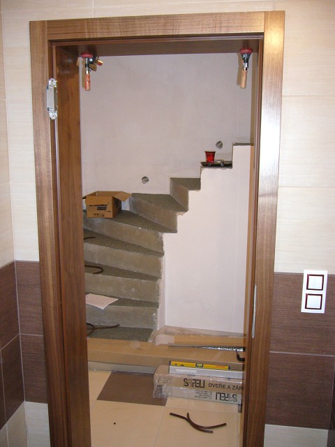 img00009.jpg
