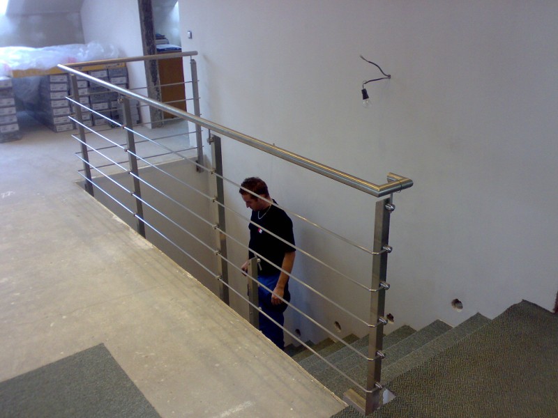 img00004.jpg