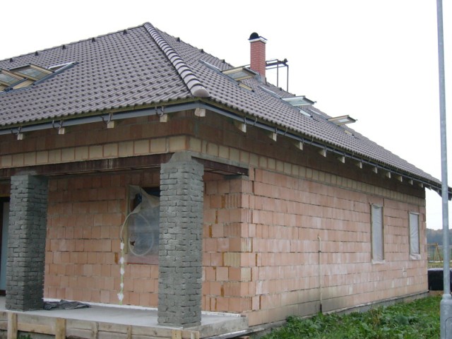 img00004.jpg