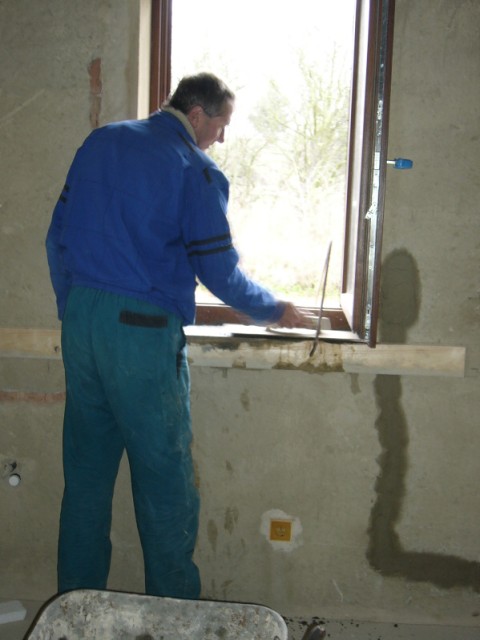 img00004.jpg