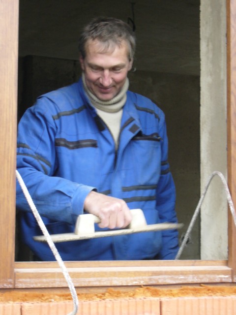 img00006.jpg