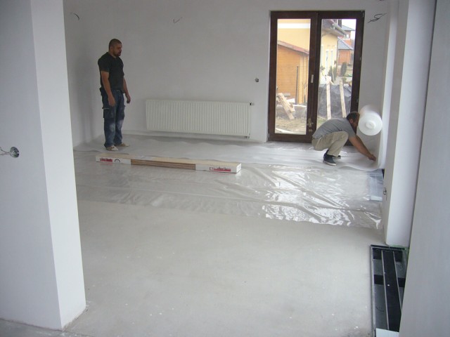 img00005.jpg