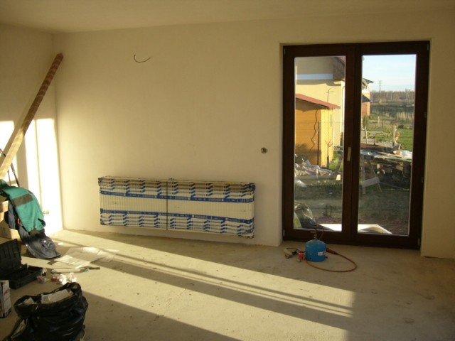img00003.jpg