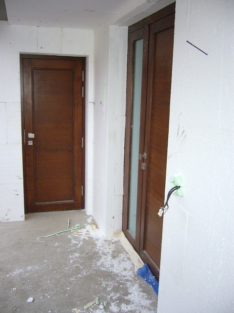 img00003.jpg