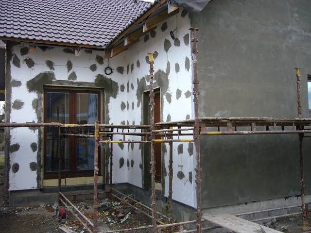 img00004.jpg